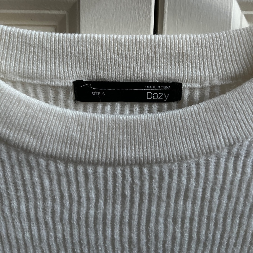 Cozy White Ribbed Sweater - Picture 2 of 5